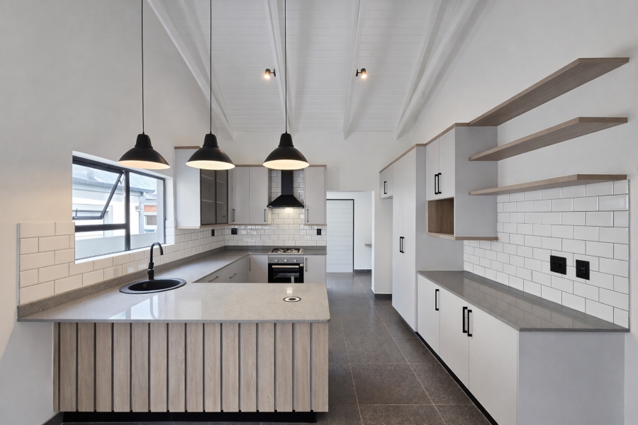 To Let 3 Bedroom Property for Rent in Melodie North West